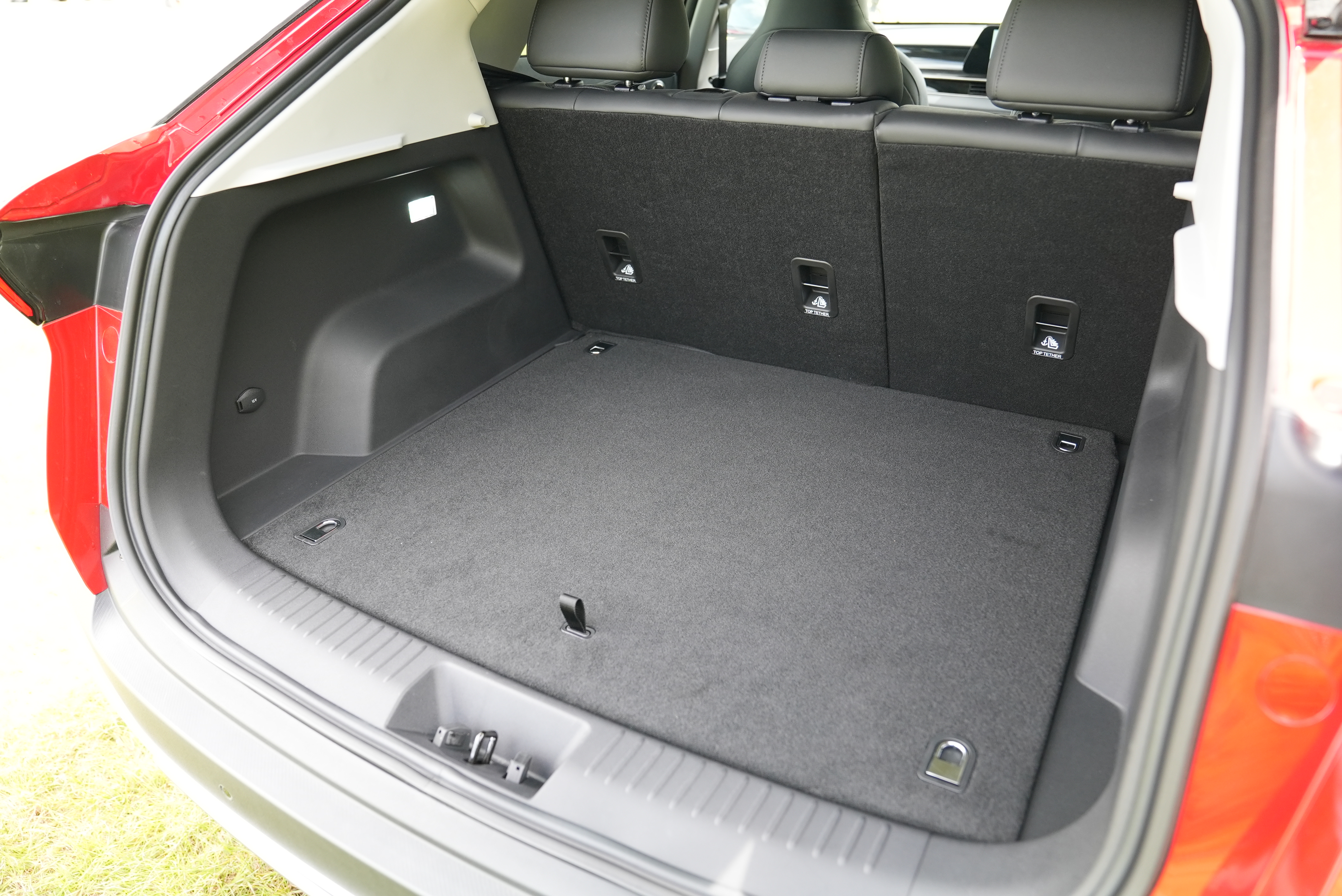 OMODA 5 ESTATE 1.5T SHS-H Knight 5dr 1DHT